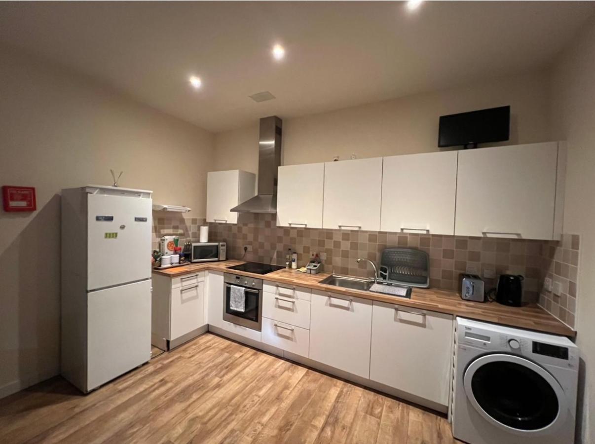 Aberdeen Stay Central 2-Bedrooms Apt-No Party Экстерьер фото