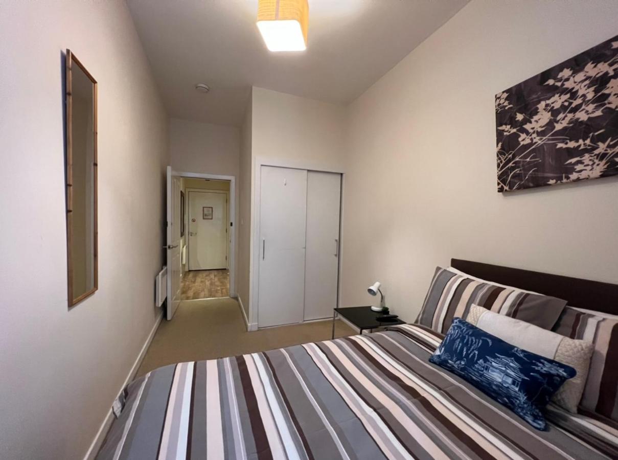 Aberdeen Stay Central 2-Bedrooms Apt-No Party Экстерьер фото