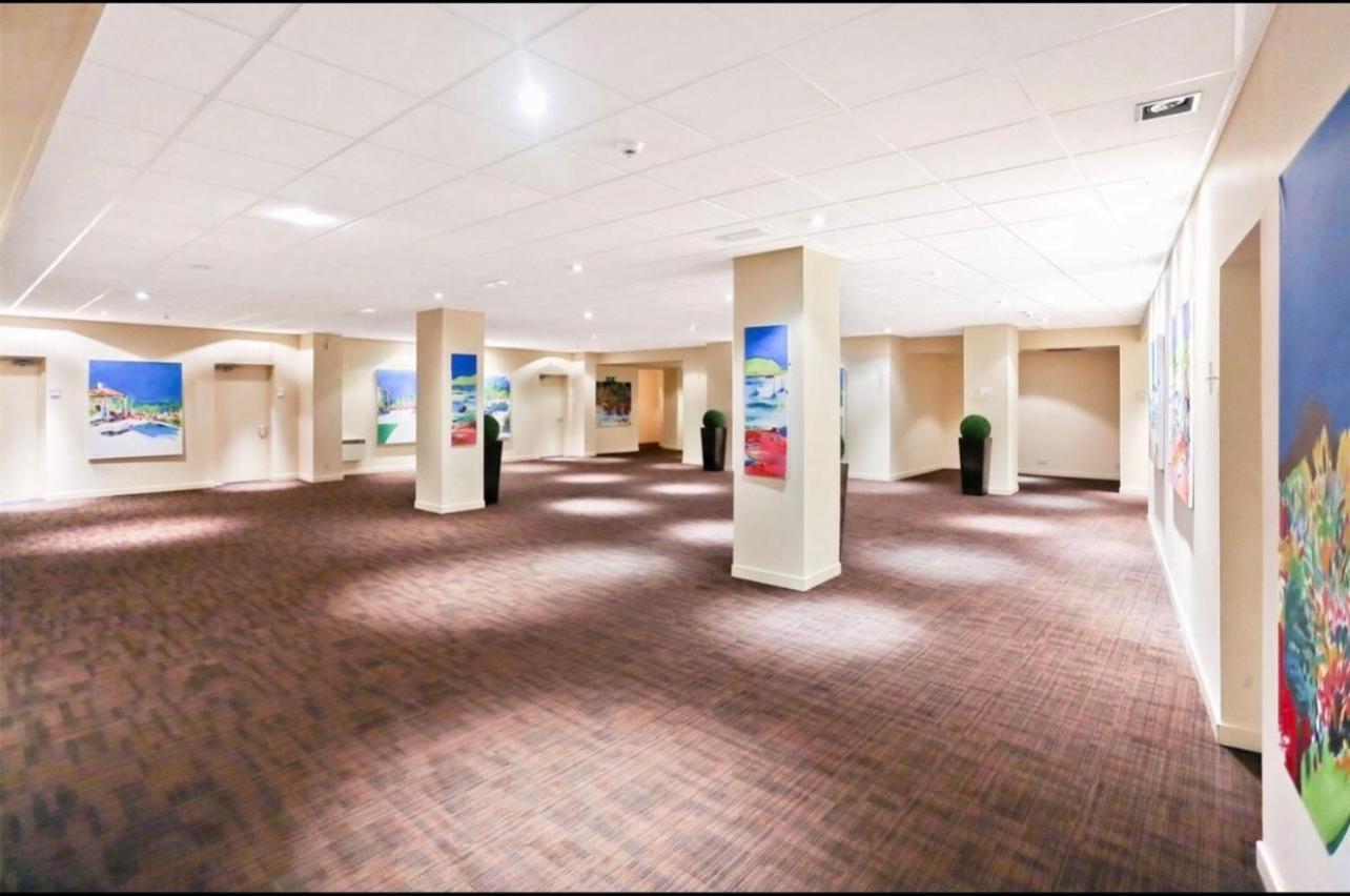 Aberdeen Stay Central 2-Bedrooms Apt-No Party Экстерьер фото